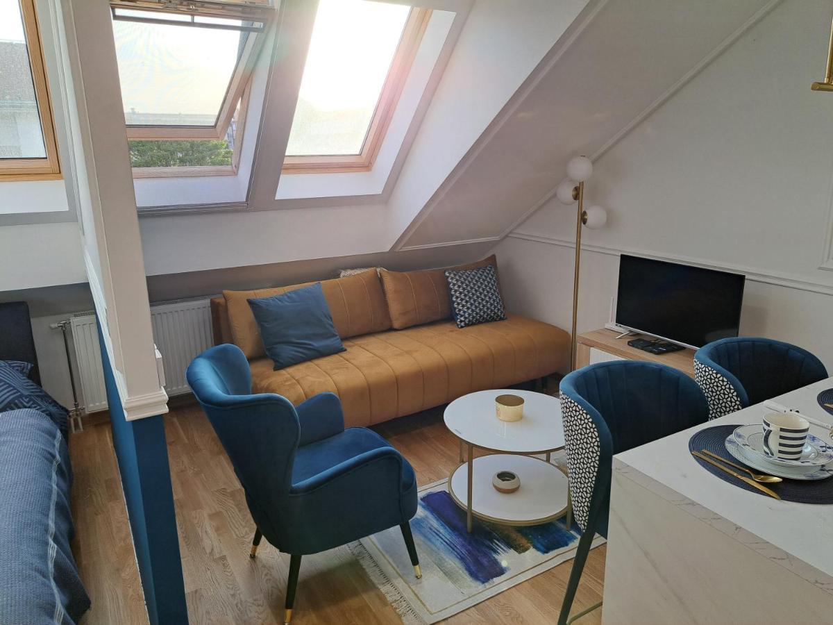 Apartman Rojic โนวีซาด ภายนอก รูปภาพ